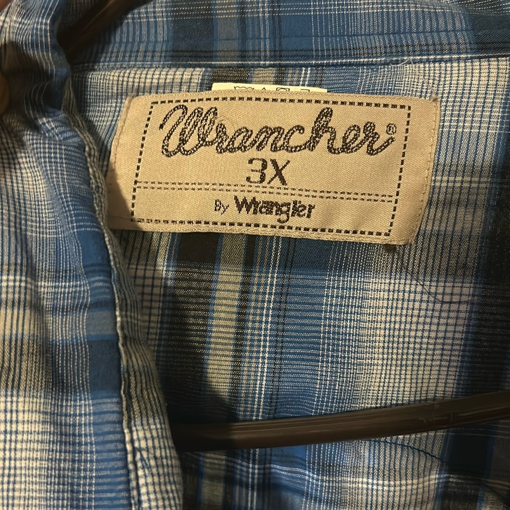 Wrangler pearl snap long sleeve shirt